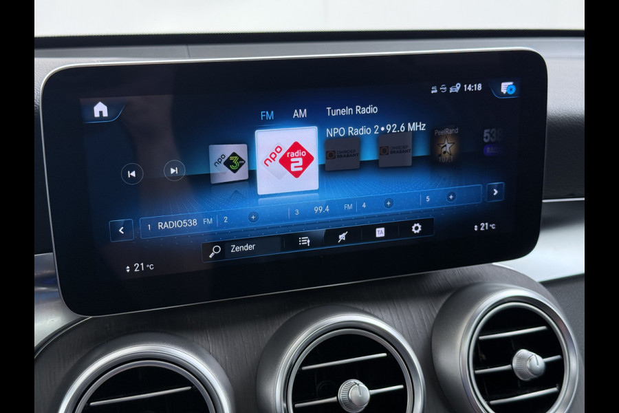 Mercedes-Benz GLC Coupé 300 e 4MATIC AMG line | Schuifdak Burmester Trekhaak