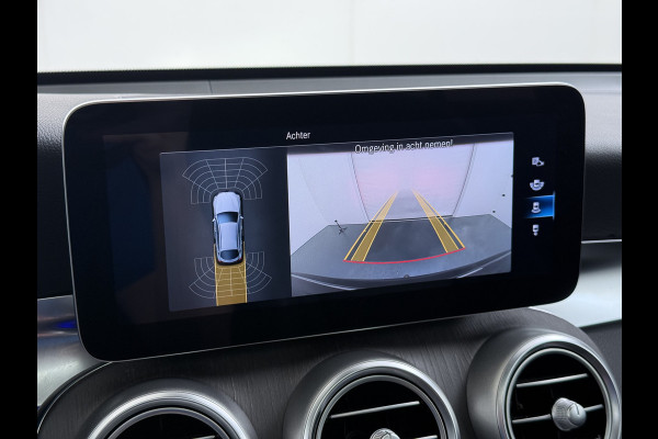 Mercedes-Benz GLC Coupé 300 e 4MATIC AMG line | Schuifdak Burmester Trekhaak