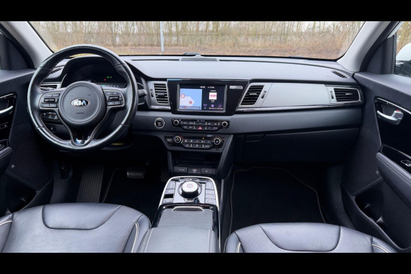 Kia e-Niro ExecutiveLine 64 kWh SOH 100% LEER NAVI CAMERA APPLE CARPLY