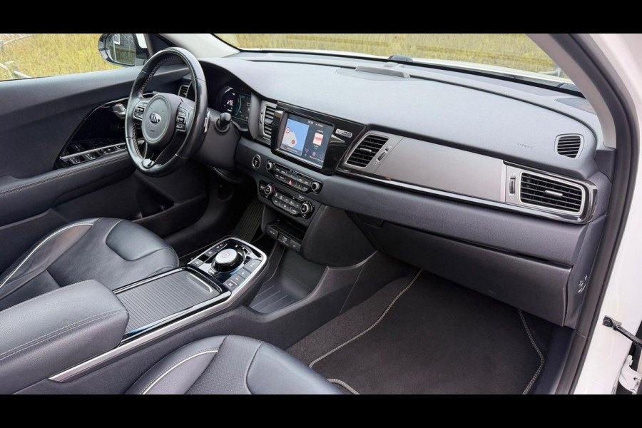 Kia e-Niro ExecutiveLine 64 kWh SOH 100% LEER NAVI CAMERA APPLE CARPLY