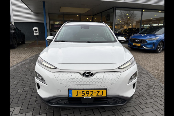 Hyundai Kona EV Fashion 64 kWh 204pk | Dodehoeksensoren | Achteruitrijcamera | Navi | Carplay | Cruise Control | Climate Control |