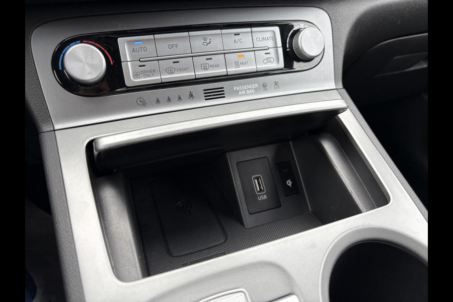 Hyundai Kona EV Fashion 64 kWh 204pk | Dodehoeksensoren | Achteruitrijcamera | Navi | Carplay | Cruise Control | Climate Control |