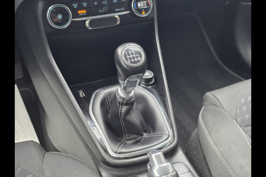 Ford Fiesta 1.0 EcoBoost Titanium CLIMA / CRUISE / NAVI / PDC