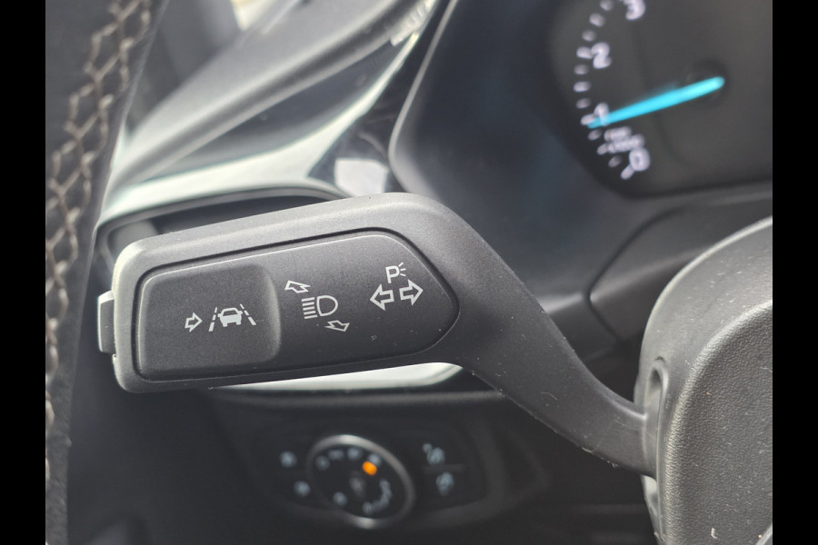 Ford Fiesta 1.0 EcoBoost Titanium CLIMA / CRUISE / NAVI / PDC