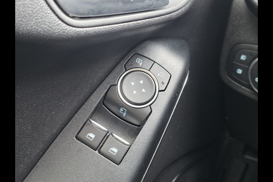 Ford Fiesta 1.0 EcoBoost Titanium CLIMA / CRUISE / NAVI / PDC