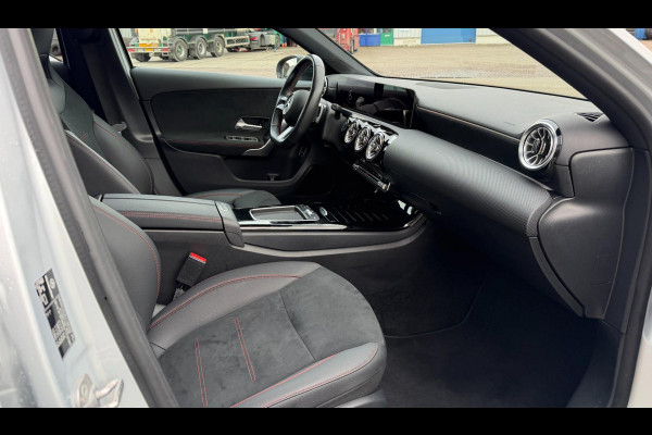 Mercedes-Benz A-Klasse 250 e Star Edition AMG Line Plus