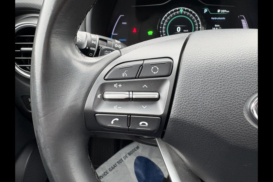 Hyundai Kona EV Fashion 64 kWh 204pk | Dodehoeksensoren | Achteruitrijcamera | Navi | Carplay | Cruise Control | Climate Control |