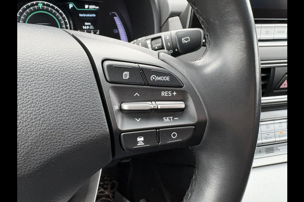 Hyundai Kona EV Fashion 64 kWh 204pk | Dodehoeksensoren | Achteruitrijcamera | Navi | Carplay | Cruise Control | Climate Control |