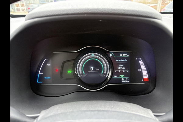 Hyundai Kona EV Fashion 64 kWh 204pk | Dodehoeksensoren | Achteruitrijcamera | Navi | Carplay | Cruise Control | Climate Control |