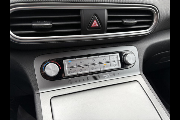 Hyundai Kona EV Fashion 64 kWh 204pk | Dodehoeksensoren | Achteruitrijcamera | Navi | Carplay | Cruise Control | Climate Control |