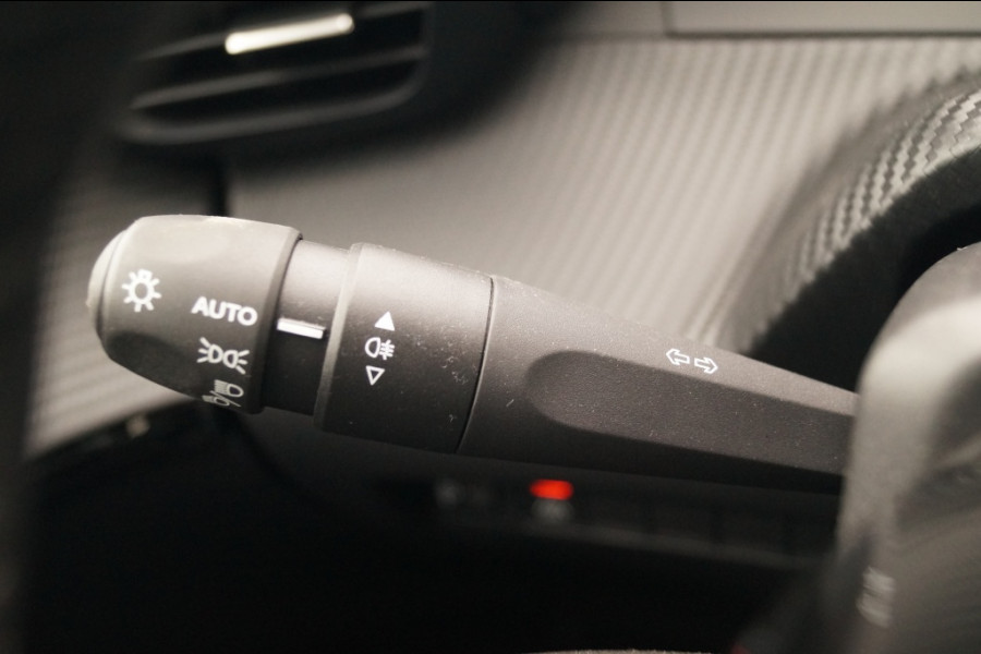 Peugeot 208 1.2 PureTech Active Pack -NAVI-AIRCO-PDC-