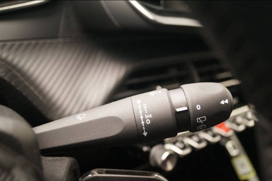 Peugeot 208 1.2 PureTech Active Pack -NAVI-AIRCO-PDC-