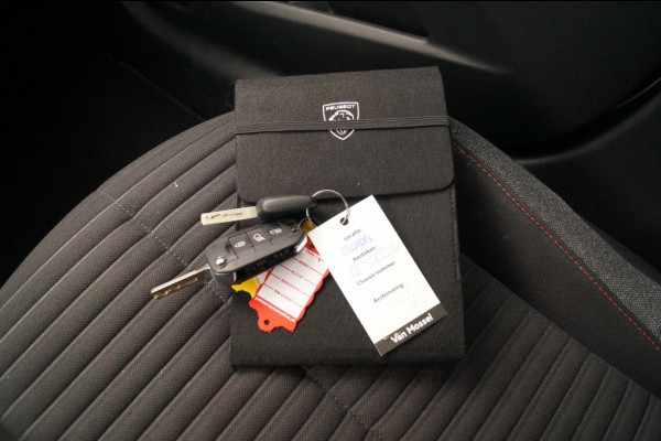 Peugeot 208 1.2 PureTech Active Pack -NAVI-AIRCO-PDC-