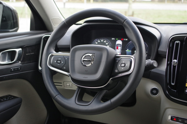Volvo XC40 1.5 T4 211 PK Recharge Inscription PHEV, Leder, Winterpakket, H/K Sound, Camera