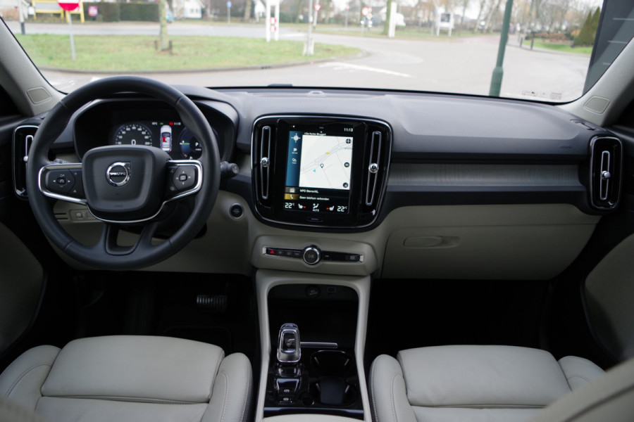 Volvo XC40 1.5 T4 211 PK Recharge Inscription PHEV, Leder, Winterpakket, H/K Sound, Camera