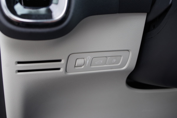 Volvo XC40 1.5 T4 211 PK Recharge Inscription PHEV, Leder, Winterpakket, H/K Sound, Camera