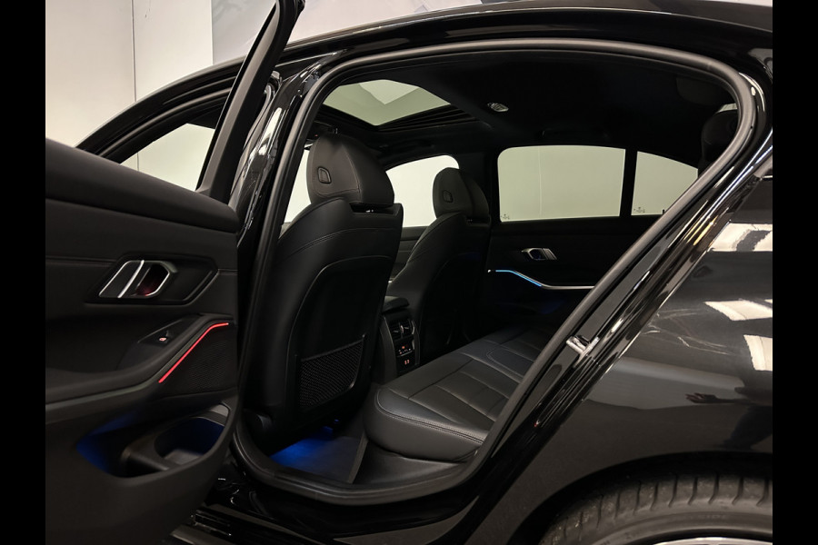 BMW 3-serie 330 292pk M-Sport Performance | Schuifdak | Memory | 19" | Leder | M-Remmen | Adaptief M Onderstel | M440 tips | Carplay | Alarm | Live Cockpit Pro | Navi Professional | Rijklaarprijs | Bovag garantie.