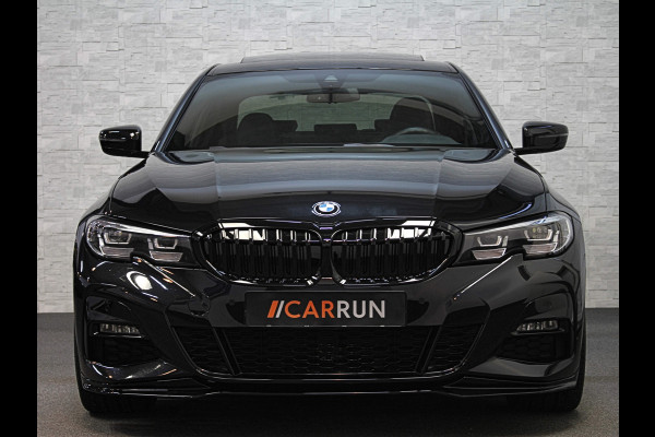 BMW 3-serie 330 292pk M-Sport Performance | Schuifdak | Memory | 19" | Leder | M-Remmen | Adaptief M Onderstel | M440 tips | Carplay | Alarm | Live Cockpit Pro | Navi Professional | Rijklaarprijs | Bovag garantie.