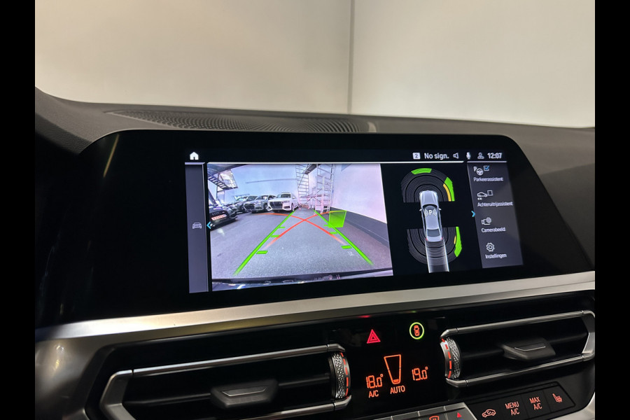 BMW 3-serie 330 292pk M-Sport Performance | Schuifdak | Memory | 19" | Leder | M-Remmen | Adaptief M Onderstel | M440 tips | Carplay | Alarm | Live Cockpit Pro | Navi Professional | Rijklaarprijs | Bovag garantie.