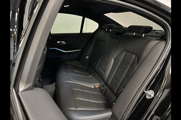 BMW 3-serie 330 292pk M-Sport Performance | Schuifdak | Memory | 19" | Leder | M-Remmen | Adaptief M Onderstel | M440 tips | Carplay | Alarm | Live Cockpit Pro | Navi Professional | Rijklaarprijs | Bovag garantie.