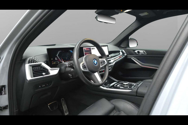 BMW X5 xDrive50e M-Sport Pro | Pano | M-Seats | Trekhaak Elektrisch | ACC | Stoelventilatie