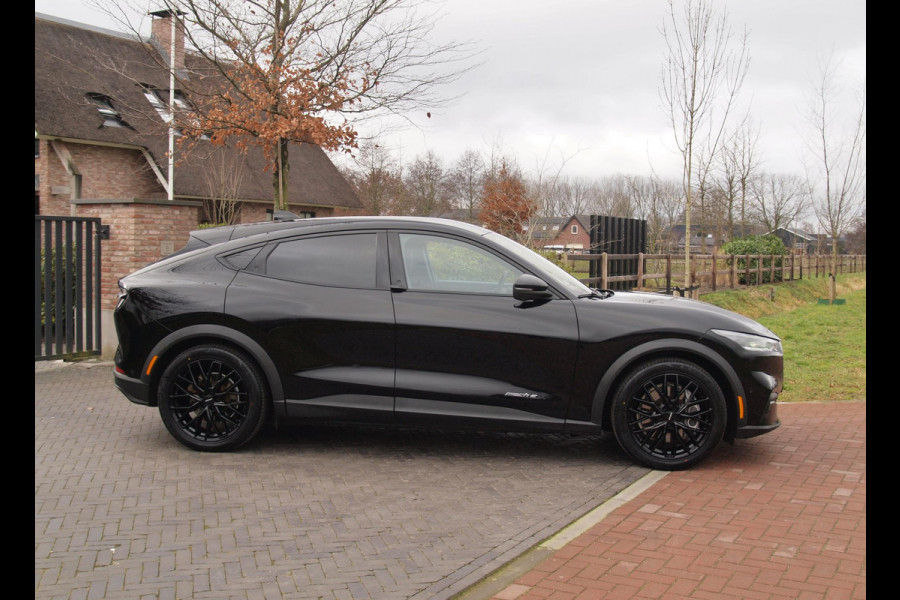Ford Mustang Mach-E Extended RWD 98 kWh | SOH 94% | Panoramadak | Bang & Olufsen | 360 Camera | Apple Carplay |
