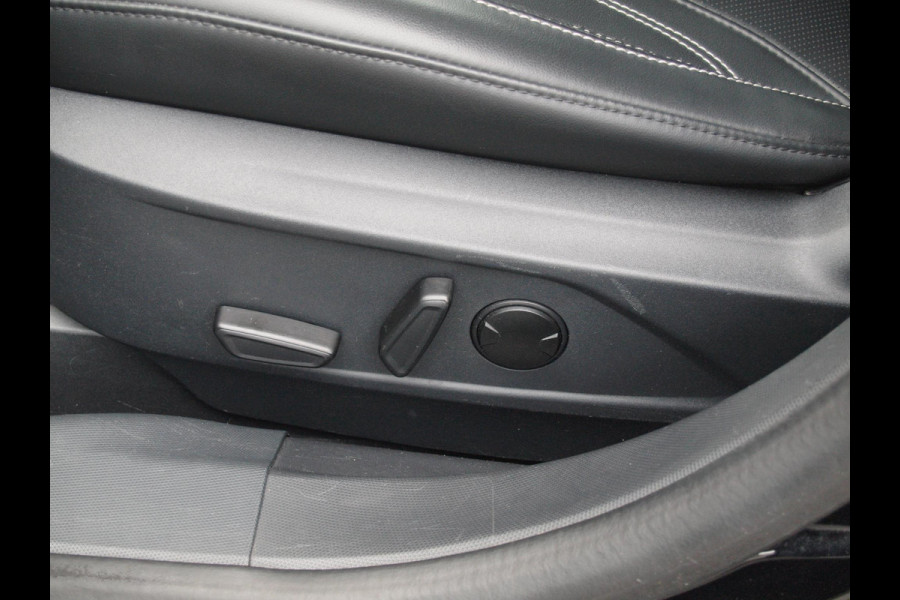 Ford Mustang Mach-E Extended RWD 98 kWh | SOH 94% | Panoramadak | Bang & Olufsen | 360 Camera | Apple Carplay |