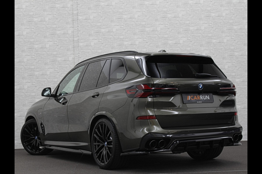 BMW X5 50e M-Pro Performance | M-Seats | M-Uitlaat | 360 Camera | ACC | Carbon | Indiv. Leder | Head-Up | Harman-Kardon | Keyless-Entry | 22'' | Trekhaak | Stoelventilatie | Iconic-Glow | M-Gordels | Zonwering | Stoelverwarming V+A | Rij-Assistent Pro |  Memory | Glaspook | Beker-Clima | Carplay | Draadloos Laden |