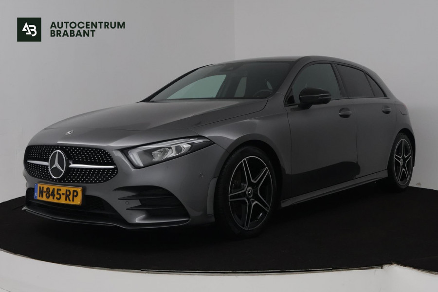 Mercedes-Benz A-Klasse 180 Business Solution AMG (SFEERVERLICHTING, ACHTERUITRIJCAMERA, STOELVERWARMING, NAVIGATIE, SENSOREN)