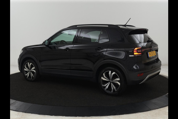 Volkswagen T-Cross 1.0 TSI Life | Automaat | Stoelverwarming | Camera | Adaptive cruise | Carplay | 17'' | Sportstoelen | Navigatie | Parkeerhulp | Airco | Bluetooth