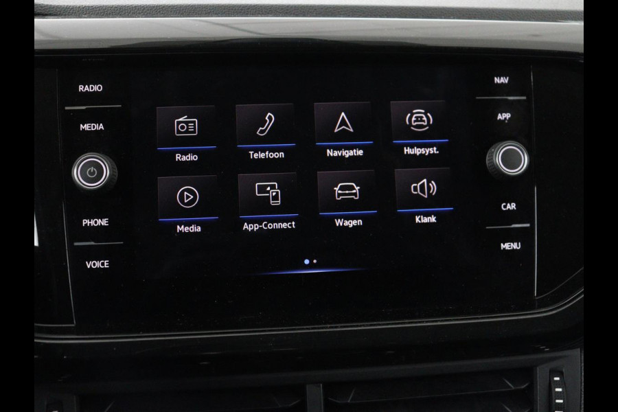 Volkswagen T-Cross 1.0 TSI Life | Automaat | Stoelverwarming | Camera | Adaptive cruise | Carplay | 17'' | Sportstoelen | Navigatie | Parkeerhulp | Airco | Bluetooth