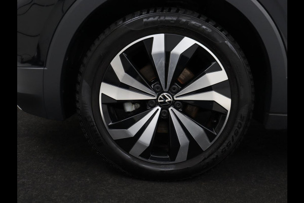 Volkswagen T-Cross 1.0 TSI Life | Automaat | Stoelverwarming | Camera | Adaptive cruise | Carplay | 17'' | Sportstoelen | Navigatie | Parkeerhulp | Airco | Bluetooth