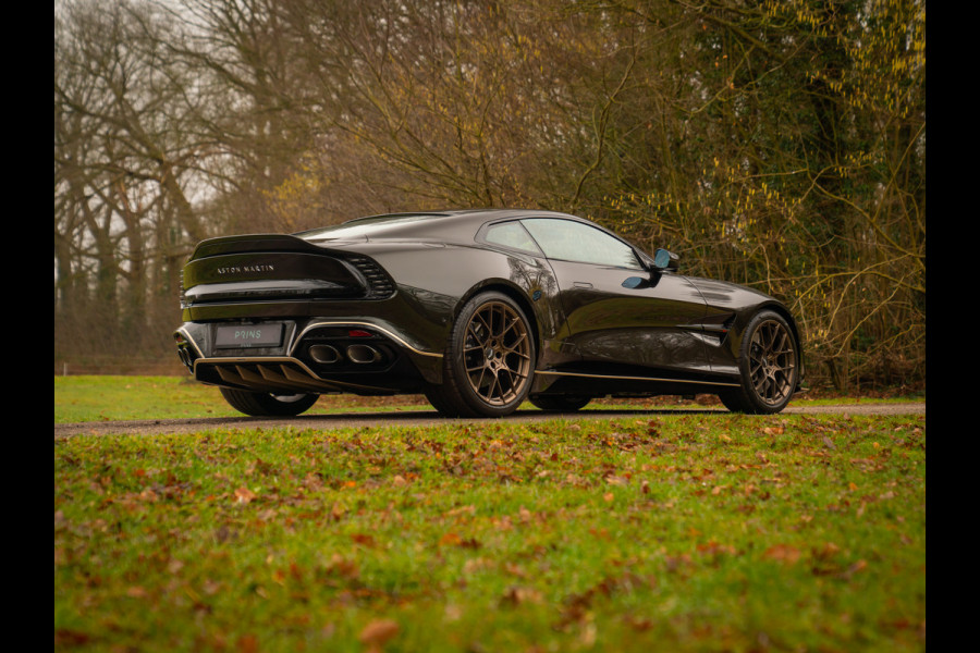 Aston Martin Vanquish | Minotaur Green | Bronze dreamlines | Carbon interior | Stoelventilatie