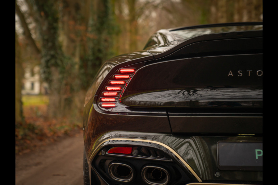 Aston Martin Vanquish | Minotaur Green | Bronze dreamlines | Carbon interior | Stoelventilatie
