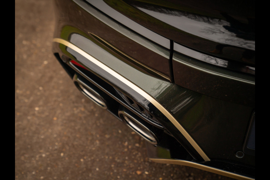 Aston Martin Vanquish | Minotaur Green | Bronze dreamlines | Carbon interior | Stoelventilatie