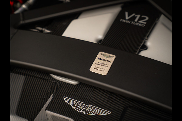 Aston Martin Vanquish | Minotaur Green | Bronze dreamlines | Carbon interior | Stoelventilatie