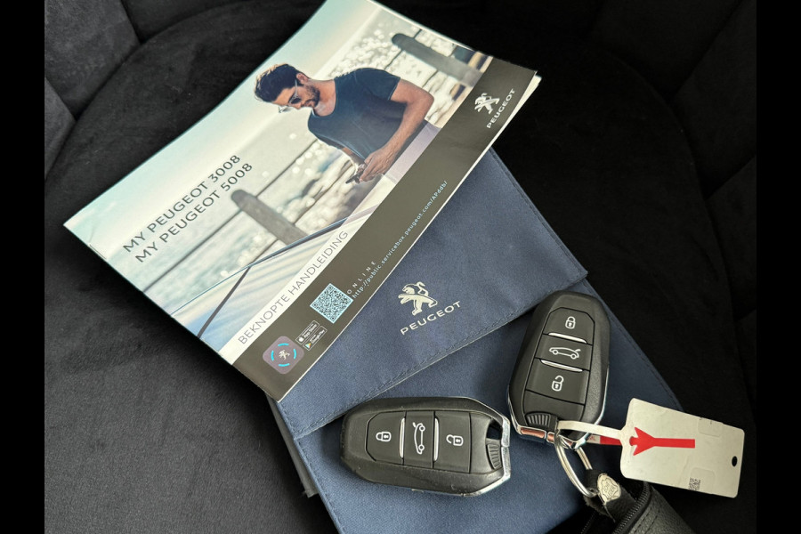 Peugeot 3008 1.2 PureTech Blue Premium / NAP / TREKHAAK / OH