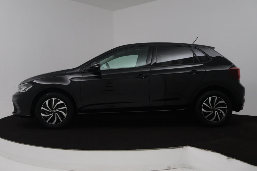 Volkswagen Polo 1.0 TSI Life (NAVIGATIE, PARKEERSENSOREN, CARPLAY, CRUISE CONTROL ADAPTIEF)