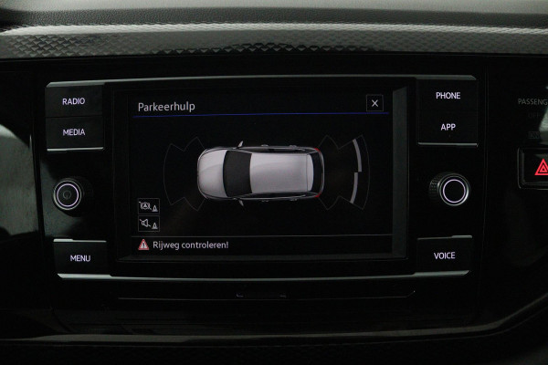 Volkswagen Polo 1.0 TSI Life (NAVIGATIE, PARKEERSENSOREN, CARPLAY, CRUISE CONTROL ADAPTIEF)