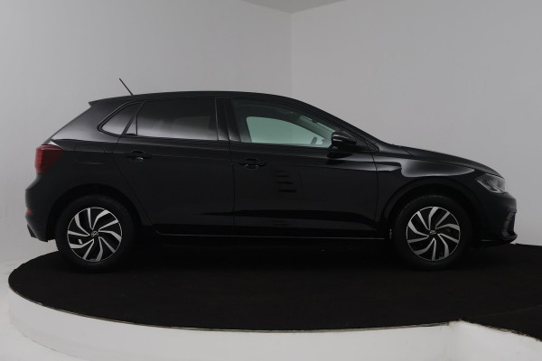 Volkswagen Polo 1.0 TSI Life (NAVIGATIE, PARKEERSENSOREN, CARPLAY, CRUISE CONTROL ADAPTIEF)