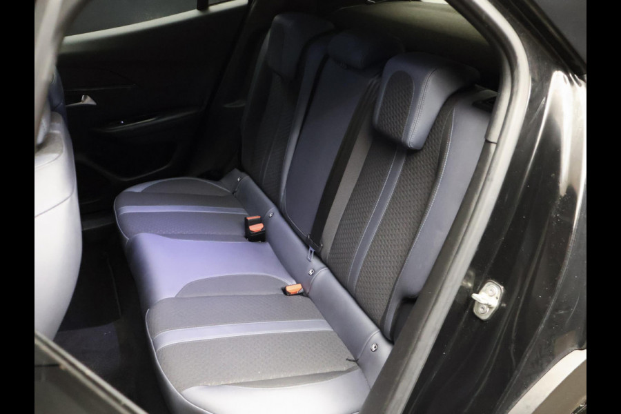 Peugeot 2008 1.2 PureTech Blue Lease Allure Sport (APPLE CARPLAY,NAVI,CAMERA,360 VIEW,DIGITAL COCKPIT,CRUISE,SPORTSTOELEN)