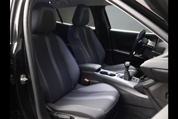 Peugeot 2008 1.2 PureTech Blue Lease Allure Sport (APPLE CARPLAY,NAVI,CAMERA,360 VIEW,DIGITAL COCKPIT,CRUISE,SPORTSTOELEN)