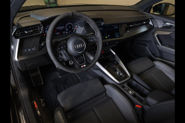 Audi A3 Sportback 35 TFSI S edition / 150pk / Adaptieve cruise control / Alcantara stuurwiel /