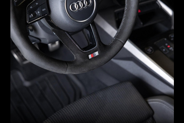 Audi A3 Sportback 35 TFSI S edition / 150pk / Adaptieve cruise control / Alcantara stuurwiel /