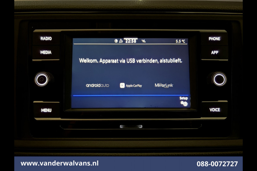 Volkswagen Crafter 2.0 TDI L3H2 L2H1 Euro6 Airco | Camera | Apple Carplay | Android Auto Bijrijdersbank
