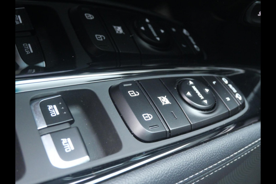 Kia Niro 1.6 GDi Hybrid ExecutiveLine | Schuif/kantel Dak | Stoel Geheugen | Navi | Leder | Camera | Carplay |
