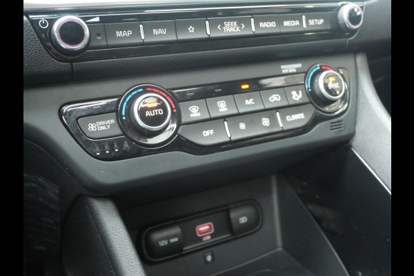 Kia Niro 1.6 GDi Hybrid ExecutiveLine | Schuif/kantel Dak | Stoel Geheugen | Navi | Leder | Camera | Carplay |