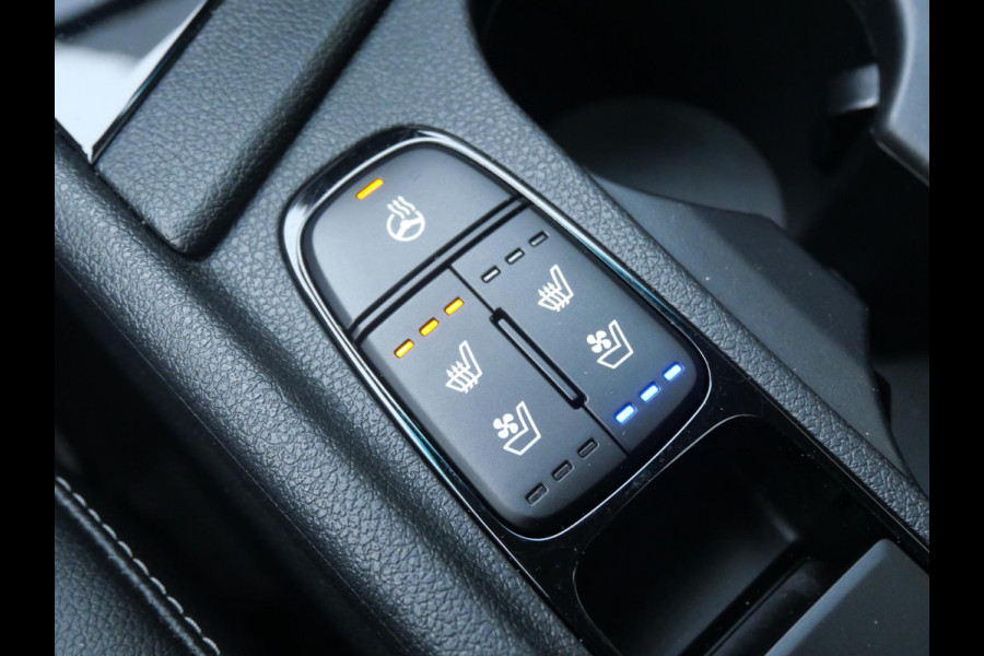 Kia Niro 1.6 GDi Hybrid ExecutiveLine | Schuif/kantel Dak | Stoel Geheugen | Navi | Leder | Camera | Carplay |