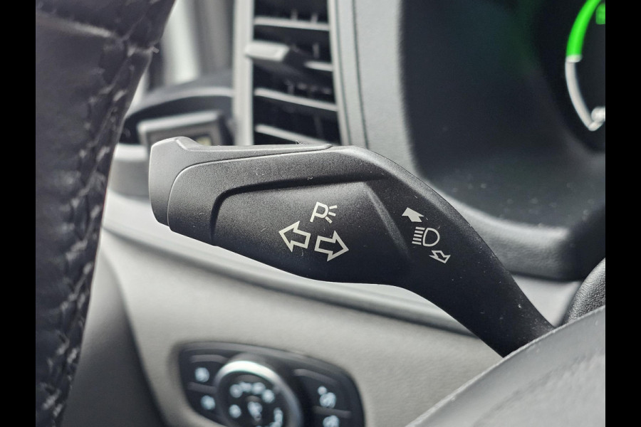 Ford Transit Custom 320 1.0 EcoBoost L1H1 PHEV Trend |  9-persoons | Marge Geen BTW | Stoelverwarming | Privacy glass | Scherm