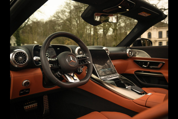 Mercedes-Benz SL-Klasse Roadster AMG 63 4MATIC+ | Nightpakket | Achteras besturing | Burmester | Massage